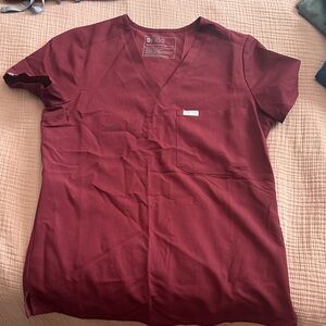 Figs Women's V-Neck Scrub Top in Burgundy Wine
